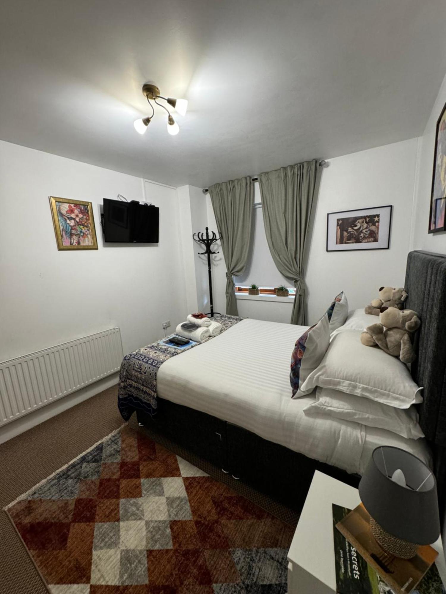 Loughview Bed & Breakfast เบลฟาสต์ ภายนอก รูปภาพ