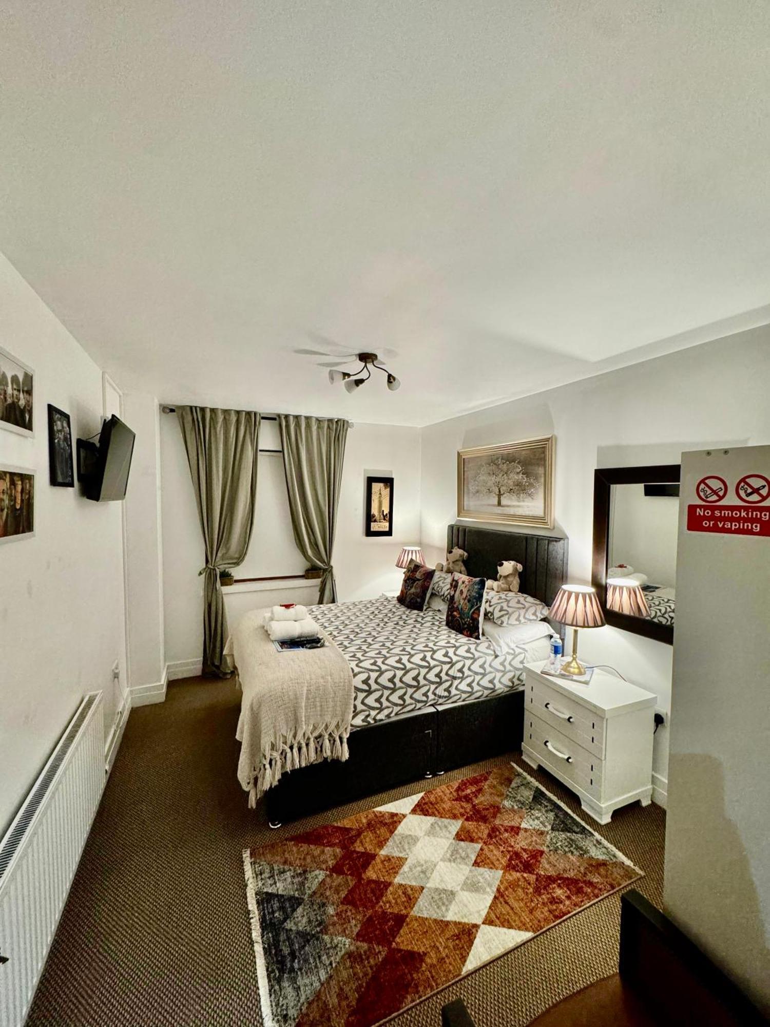 Loughview Bed & Breakfast เบลฟาสต์ ภายนอก รูปภาพ